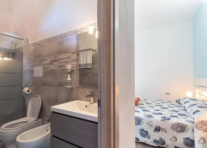 Piu Mare 산타마리아나바레제